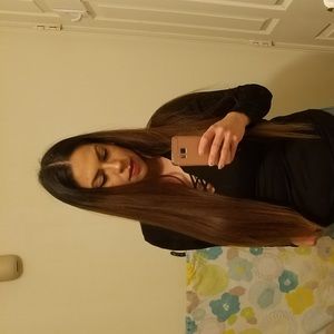 Meet your Posher, Elizabeth